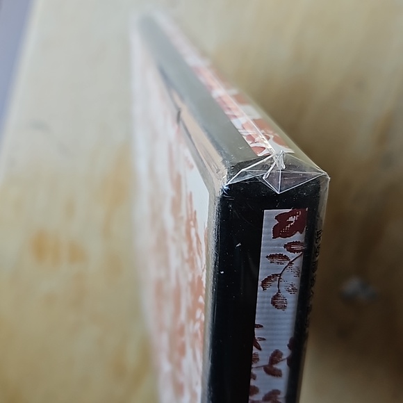 GUCCI BLOOM JOURNAL - Picture 3 of 12